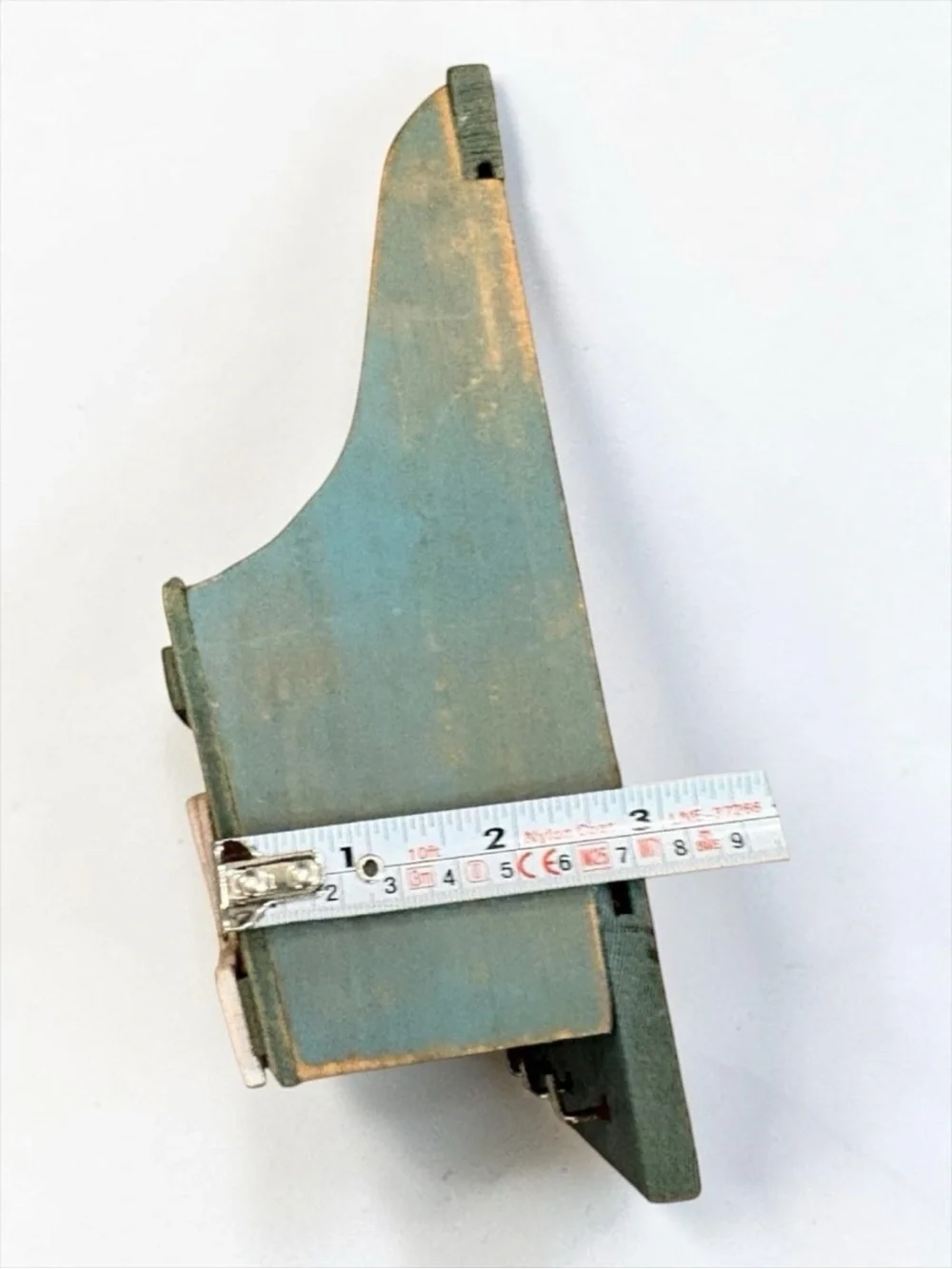 VTG Wooden Wall Mounted Key & Letter Holder w/ Sunbonnet Sue & Geese Wall Pocket